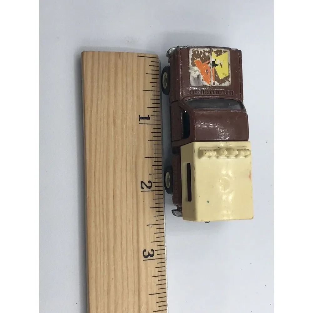 Tomy Tomica #F44 Chevrolet Pickup Truck 4x4 Very Nice! 1:77 Die-Cast Car‎
